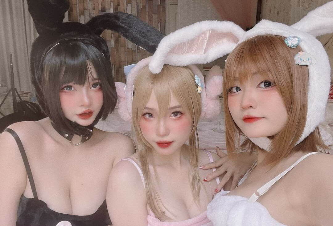 azami gallery photo #733