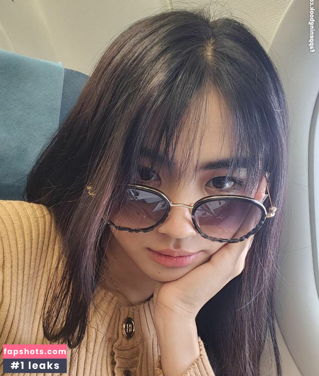 Azi Acosta gallery photo #11