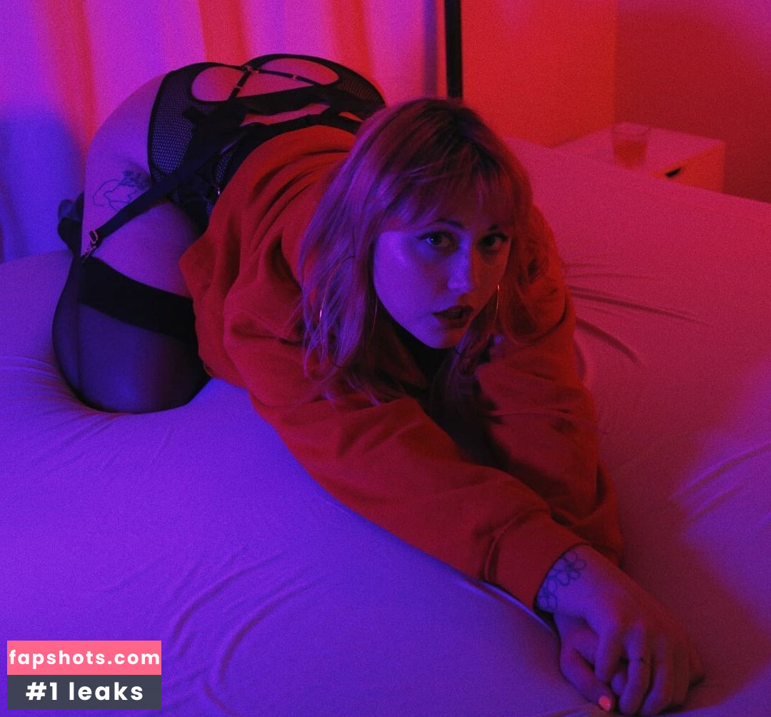 Azie Bug gallery photo #19