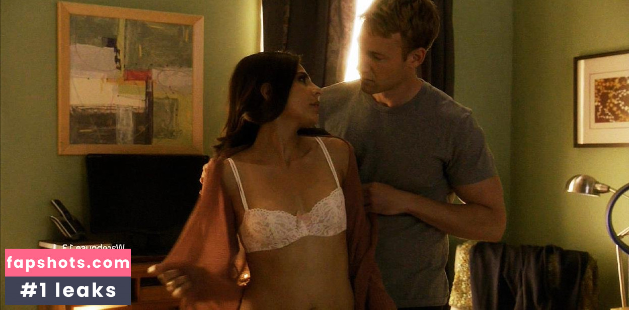 Azita Ghanizada nude babe gallery