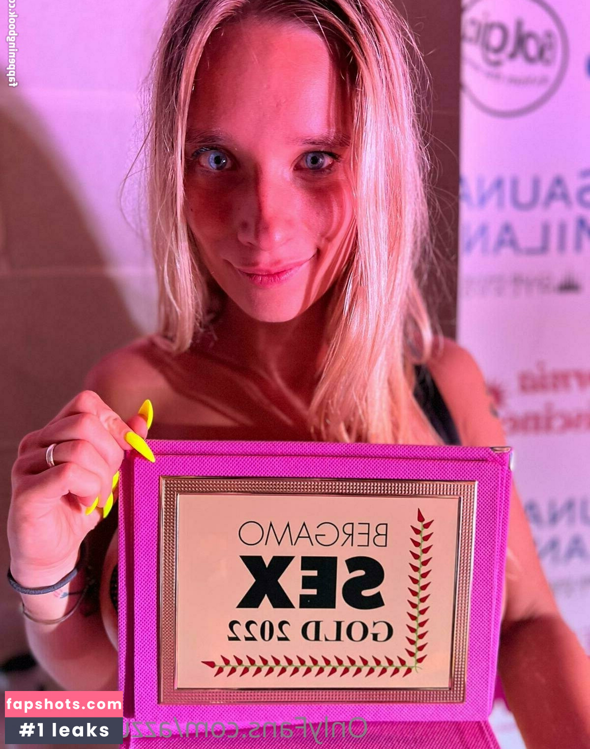 Azzurra Eyes gallery photo #16