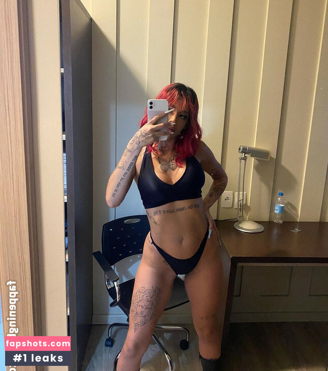 Azzy MC gallery photo #54