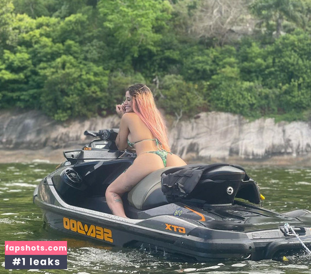 AZZY gallery photo #28