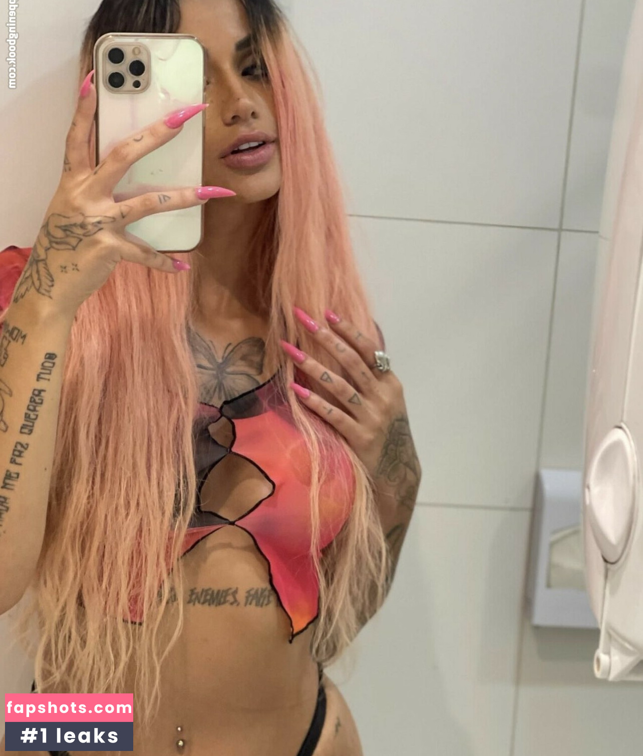 AZZY gallery photo #43