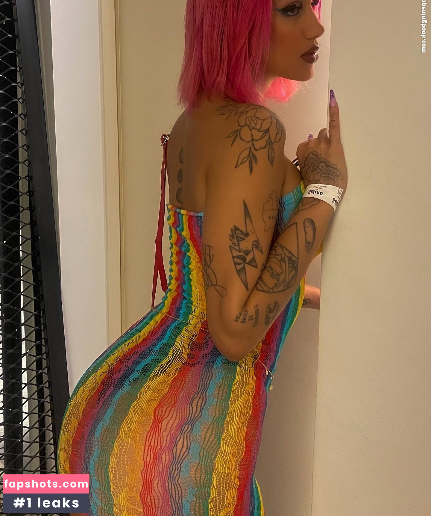 AZZY gallery photo #55