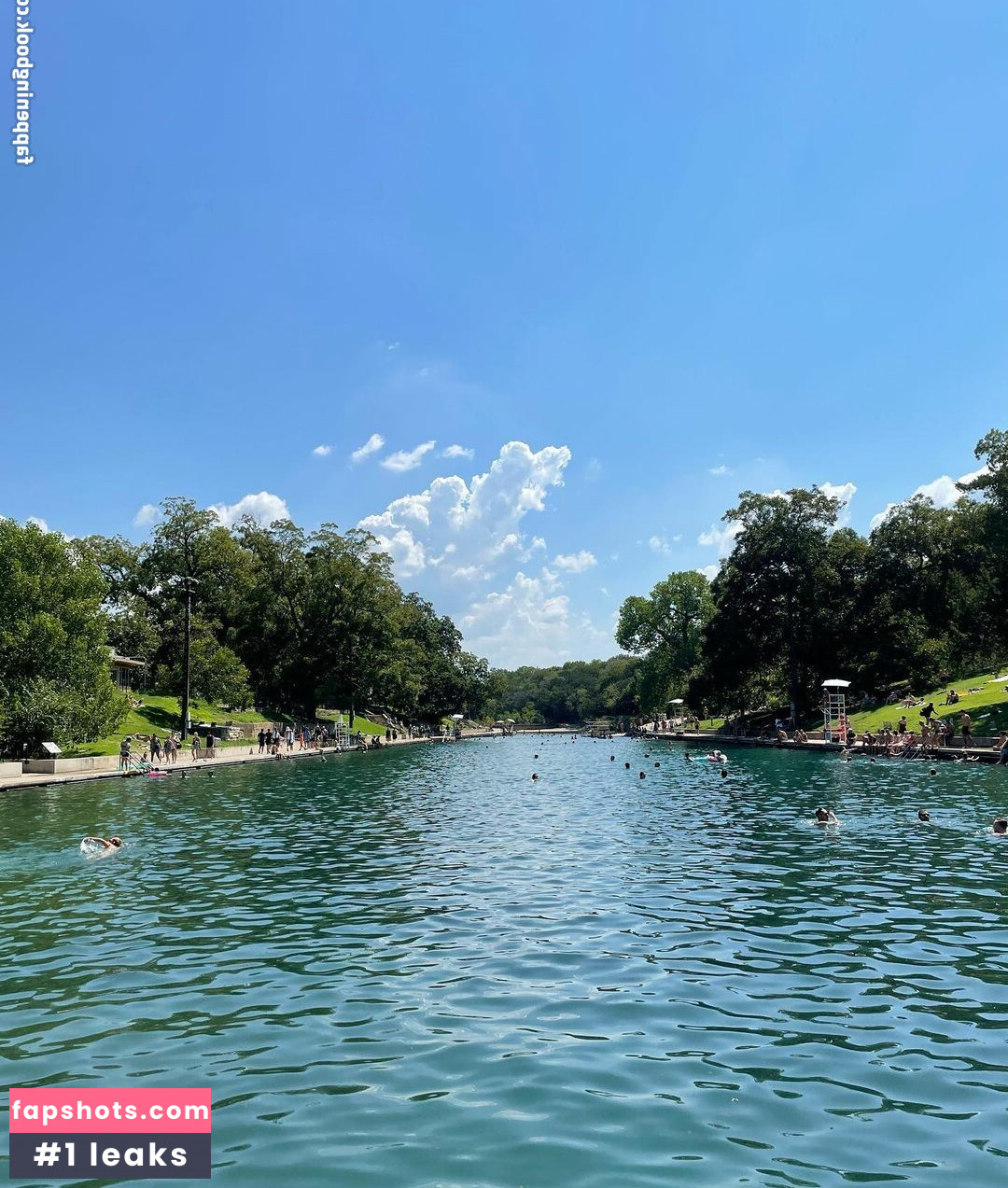 B0ngucci gallery photo #2