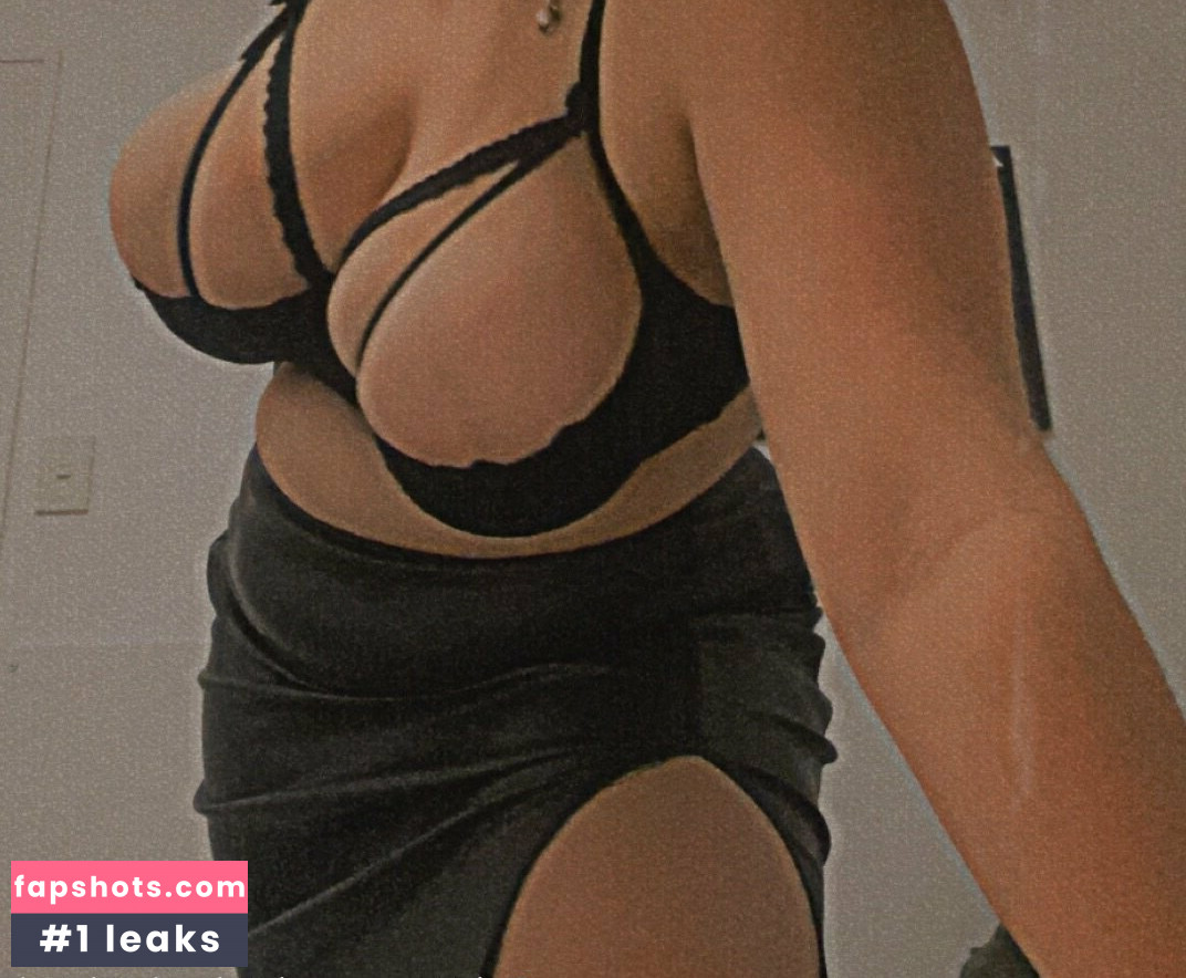 b1gboob13b1tch Filtración Desnuda OnlyFans Foto #13 - Fapshots