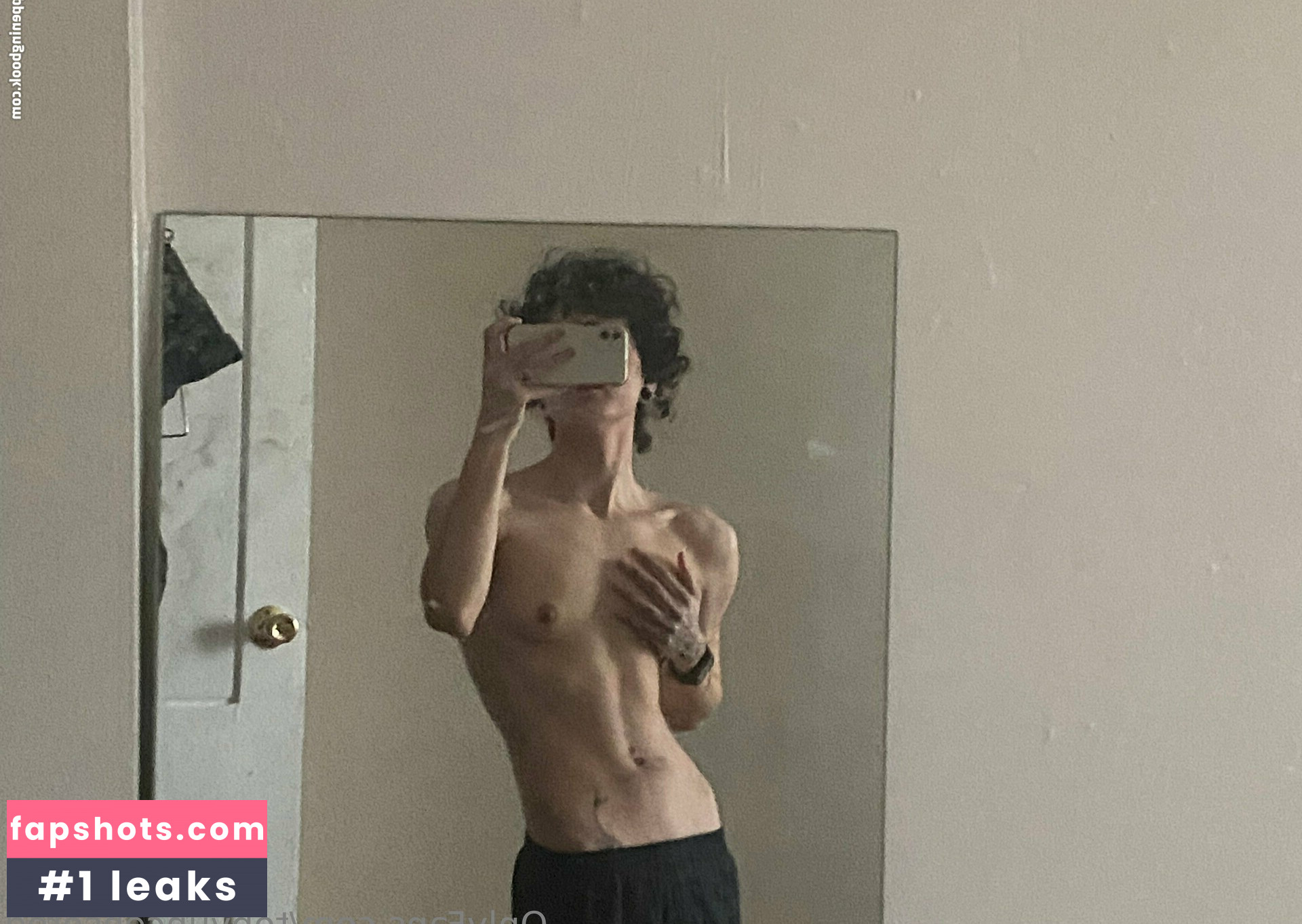 b4dh4b1ts nude babe gallery