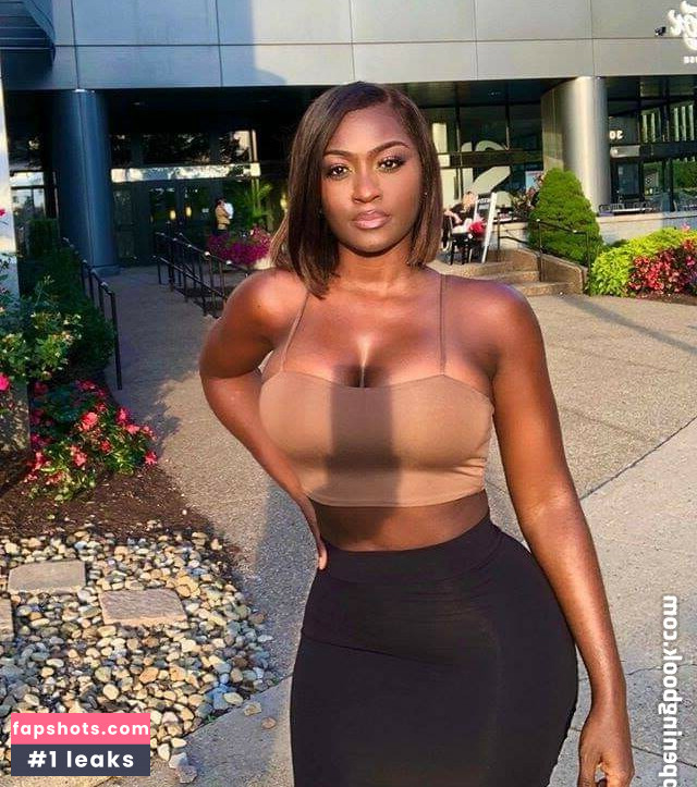 Babeth Lando gallery photo #30