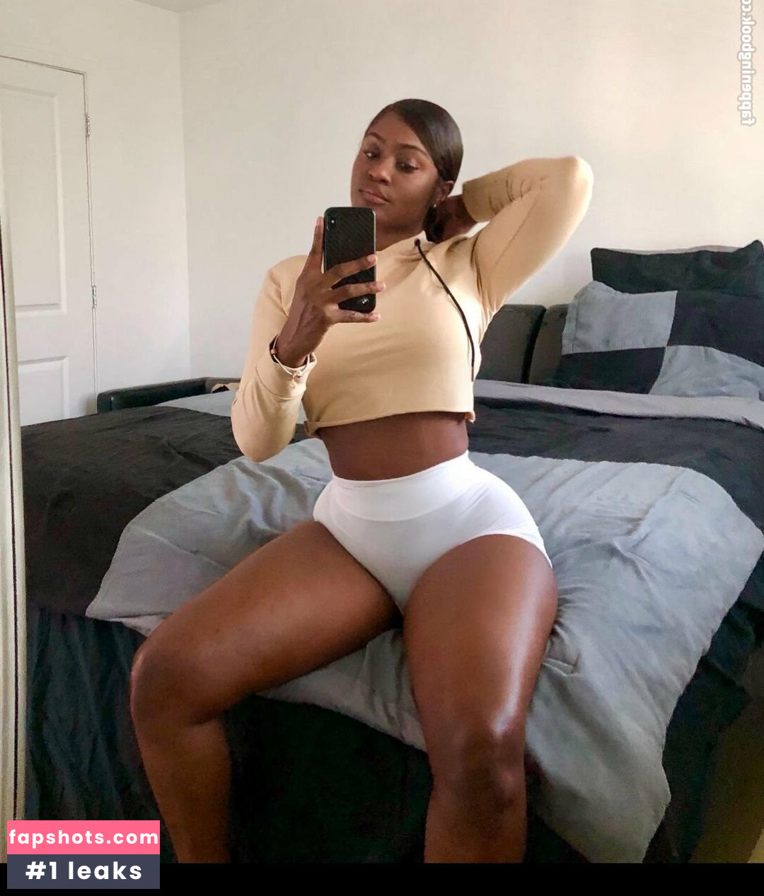 Babeth Lando gallery photo #4