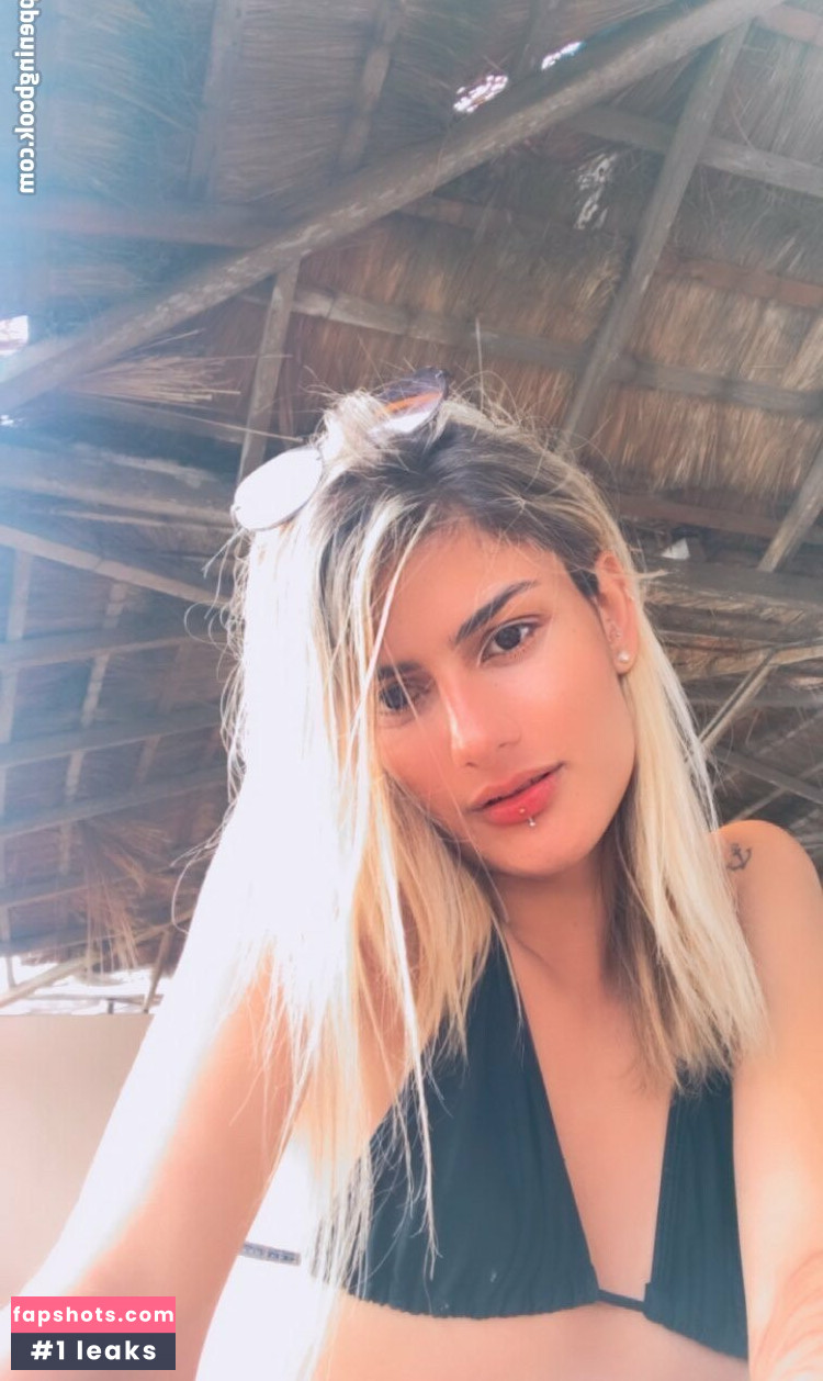 Babi Marchiori gallery photo #9