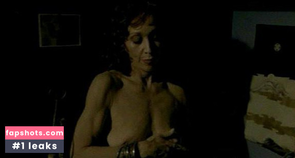 Babs Chula nude babe gallery