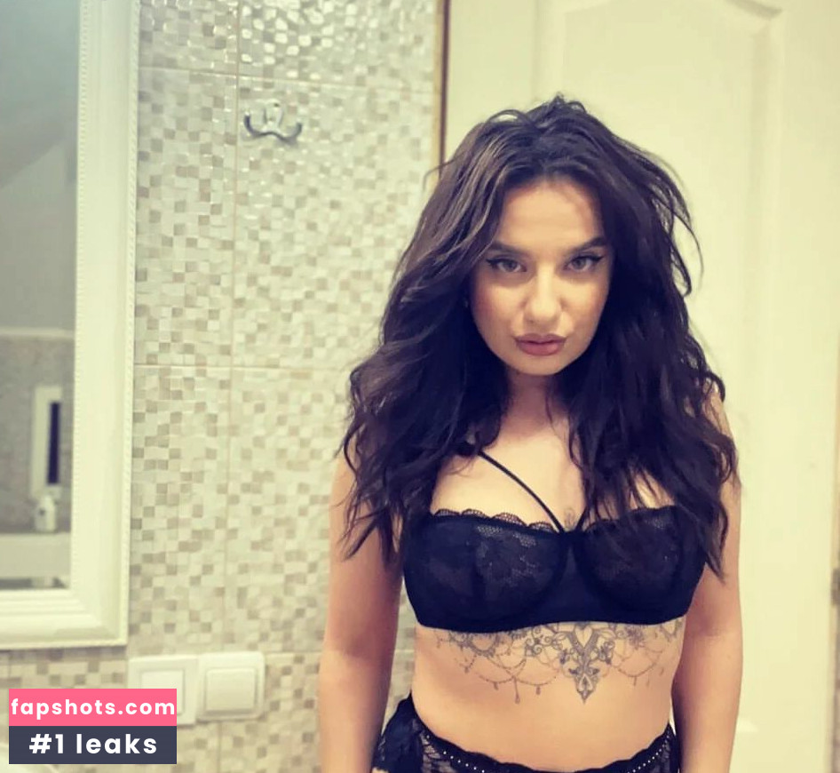 baby.meryy93 Nude Leaks OnlyFans Photos #10 - Fapshots