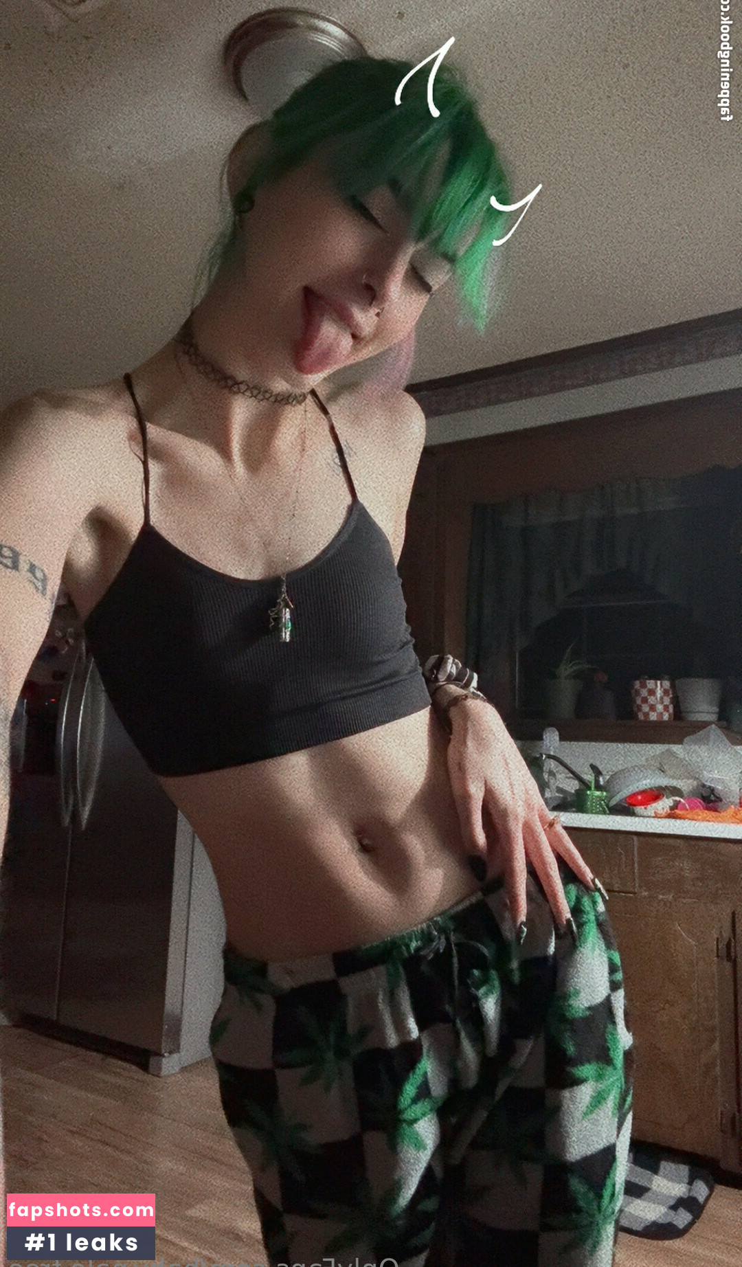 baby.pale.free gallery photo #9