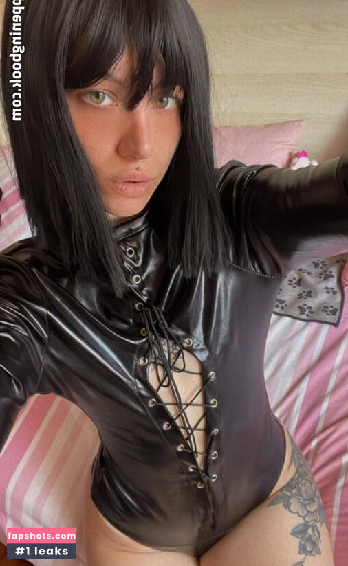 Baby Violent gallery photo #16