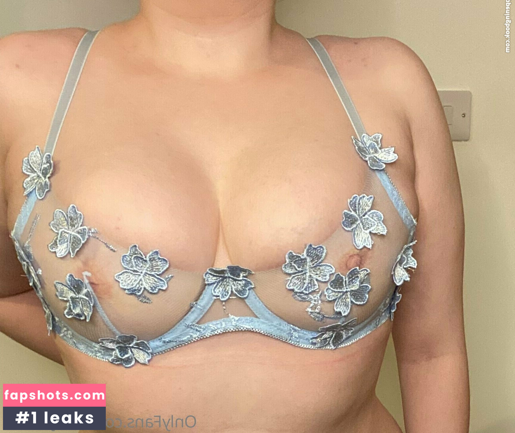 babyaliaax nude babe gallery