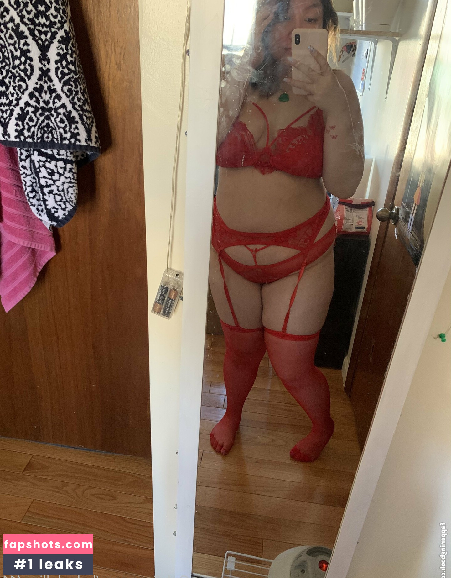 babydolljen411 nude babe gallery