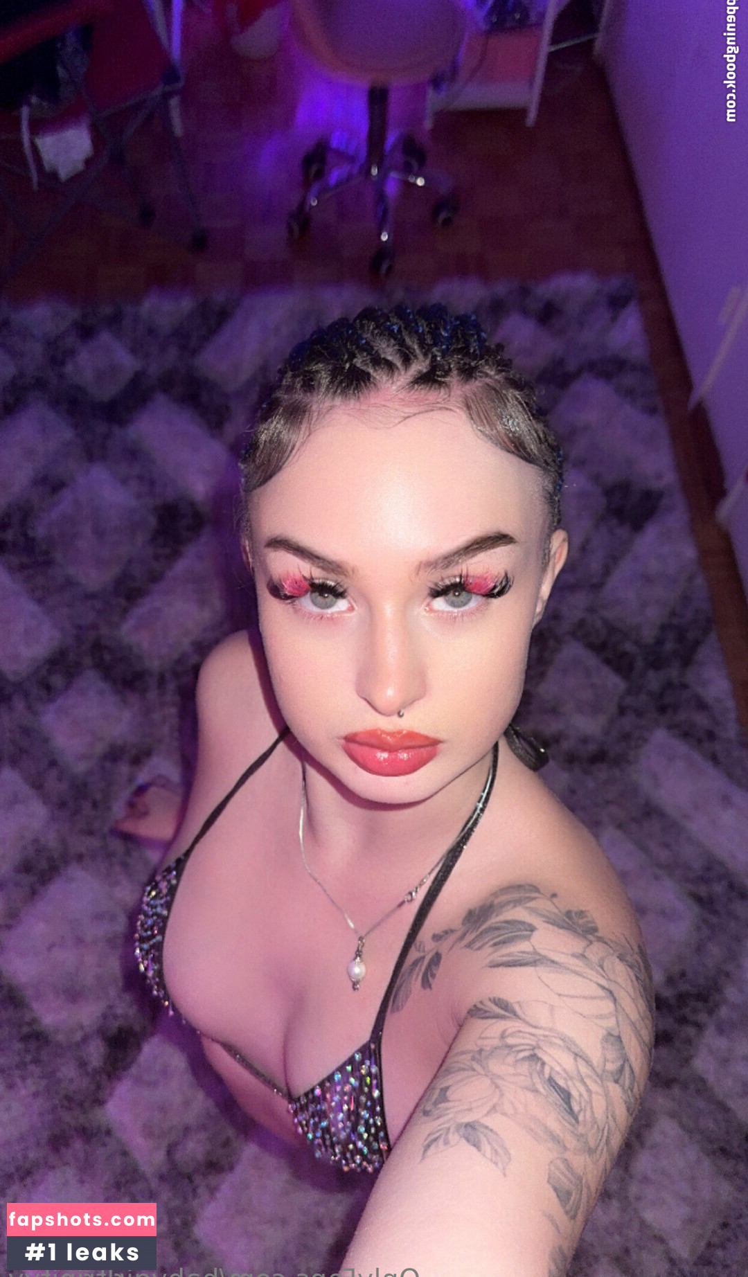 babygirltrinityy Filtración Desnuda OnlyFans Foto #4 - Fapshots