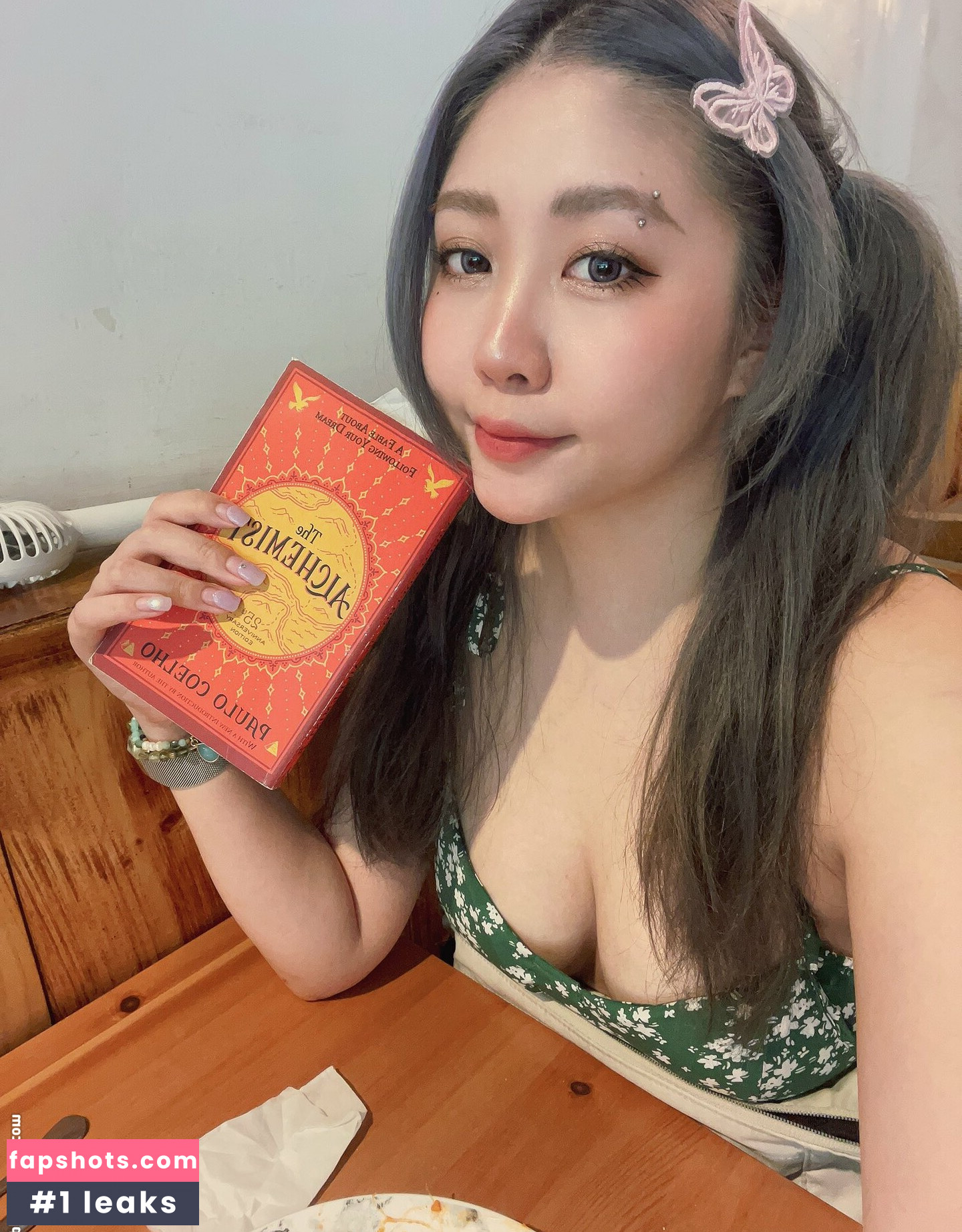 Babyhsu888 nude babe gallery