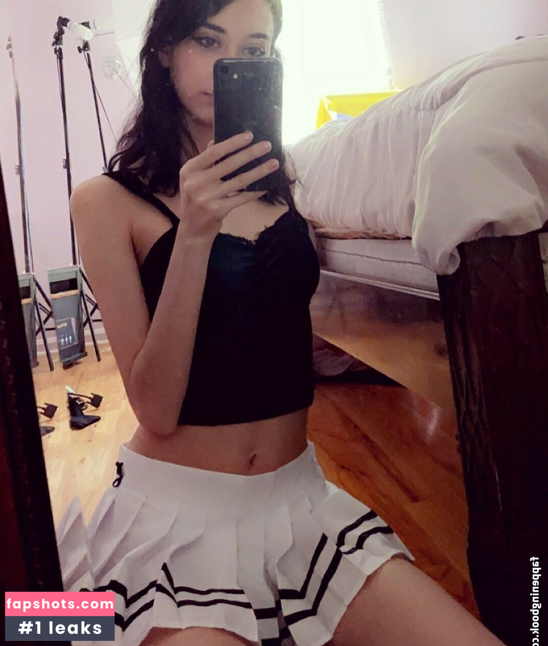 Babylex nude babe gallery