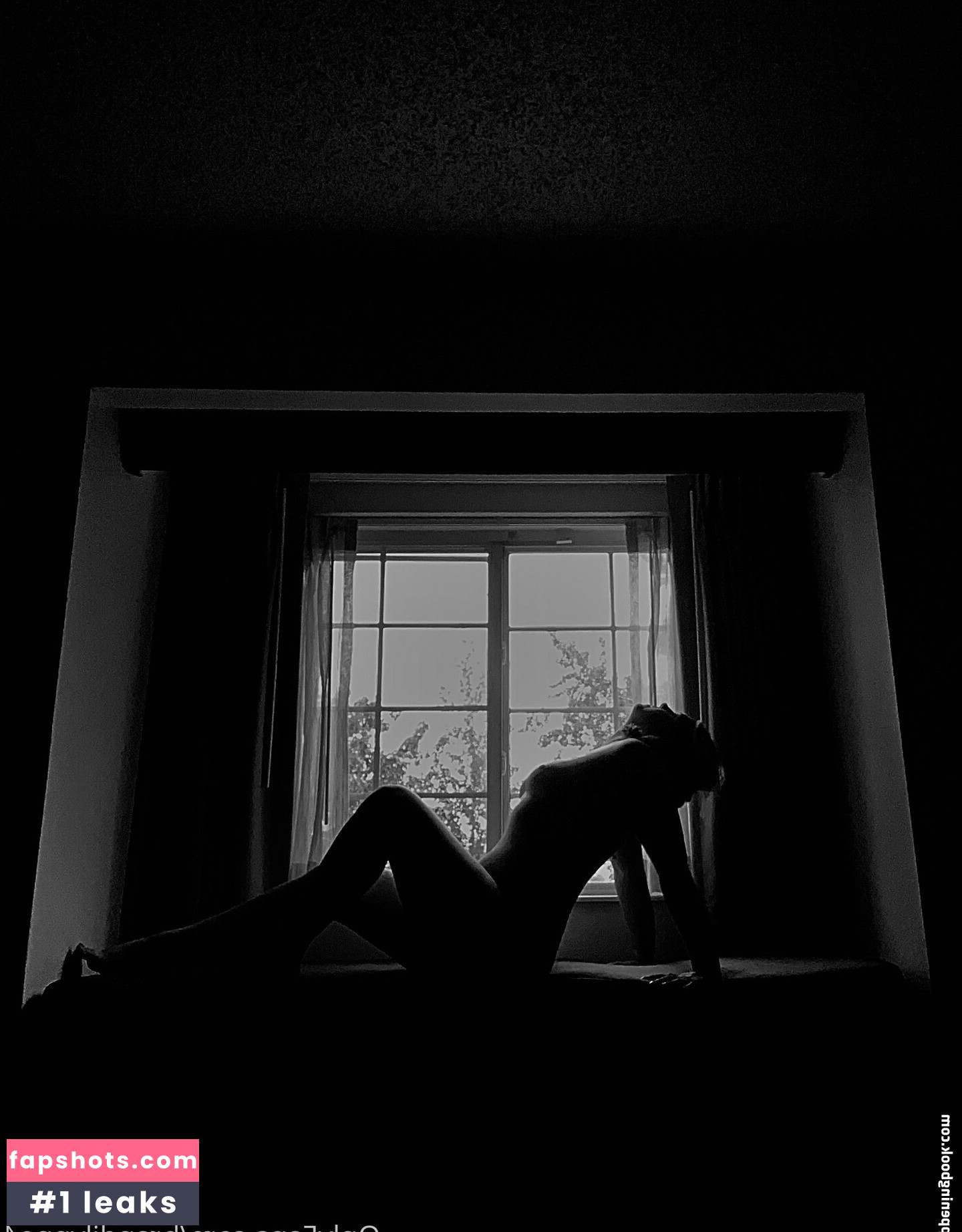 bad.ger800 nude babe gallery