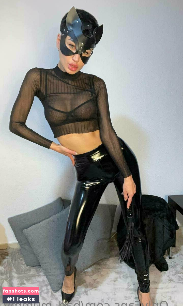 bad_m0mmy gallery photo #34