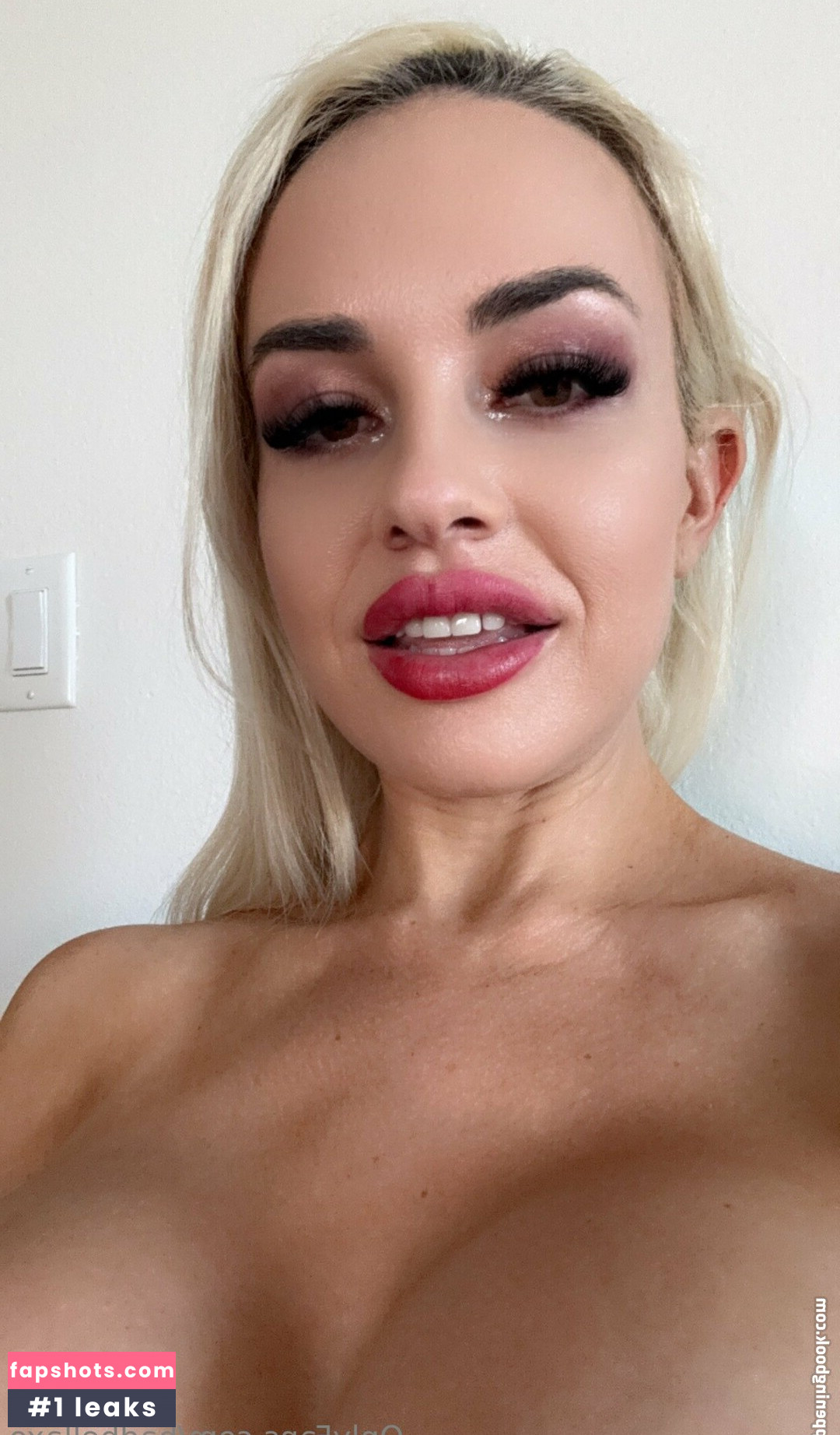 badbellaxo gallery photo #12