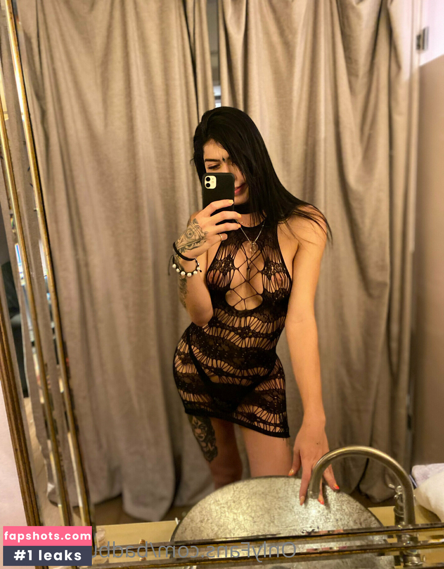 badbunnyhot1 Filtración Desnuda OnlyFans Foto #33 - Fapshots