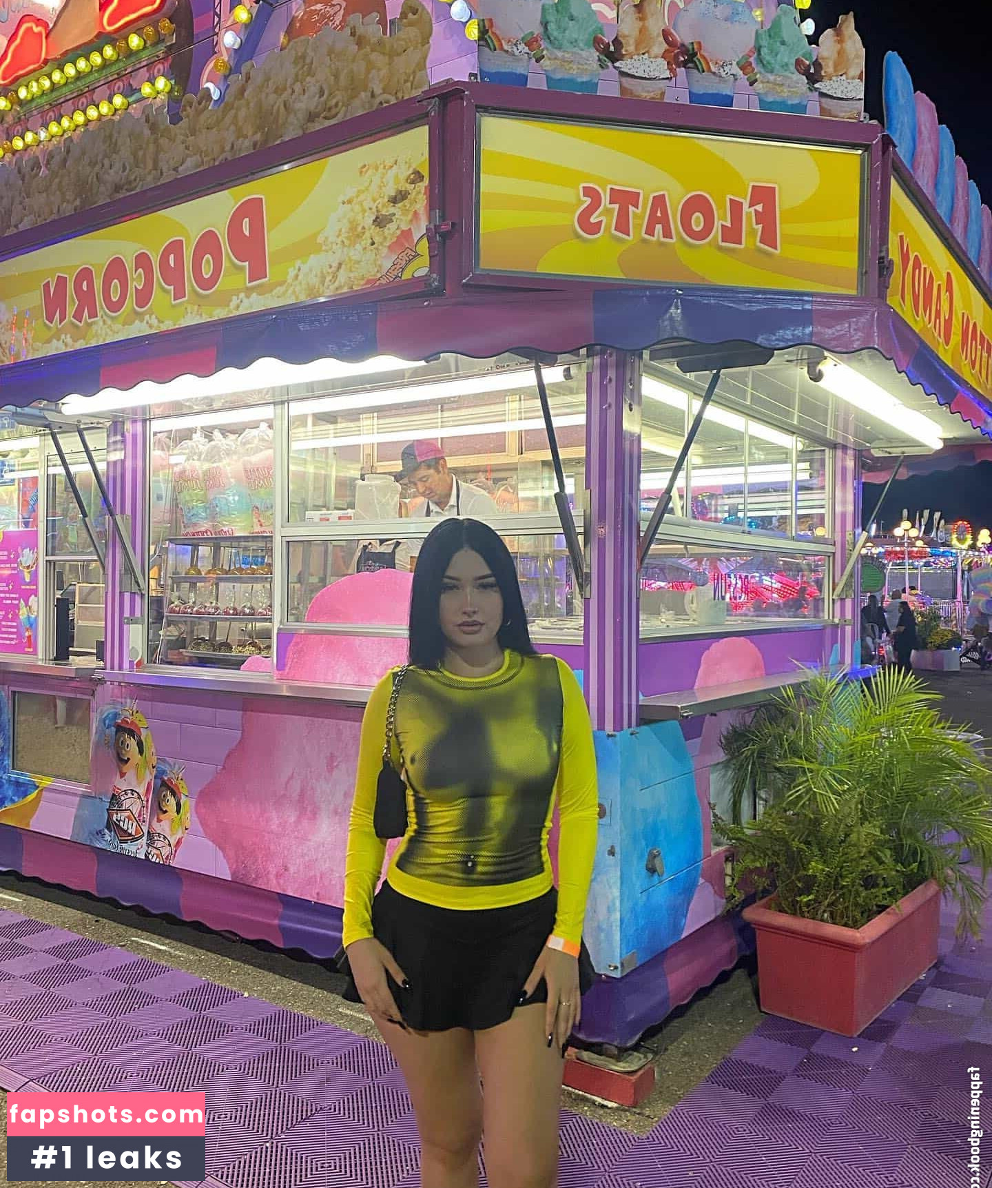 Baddie Madi gallery photo #11