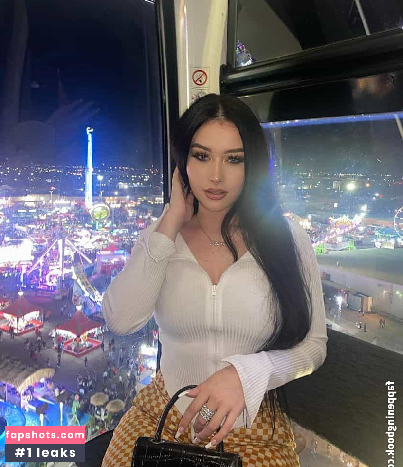 Baddie Madi gallery photo #9