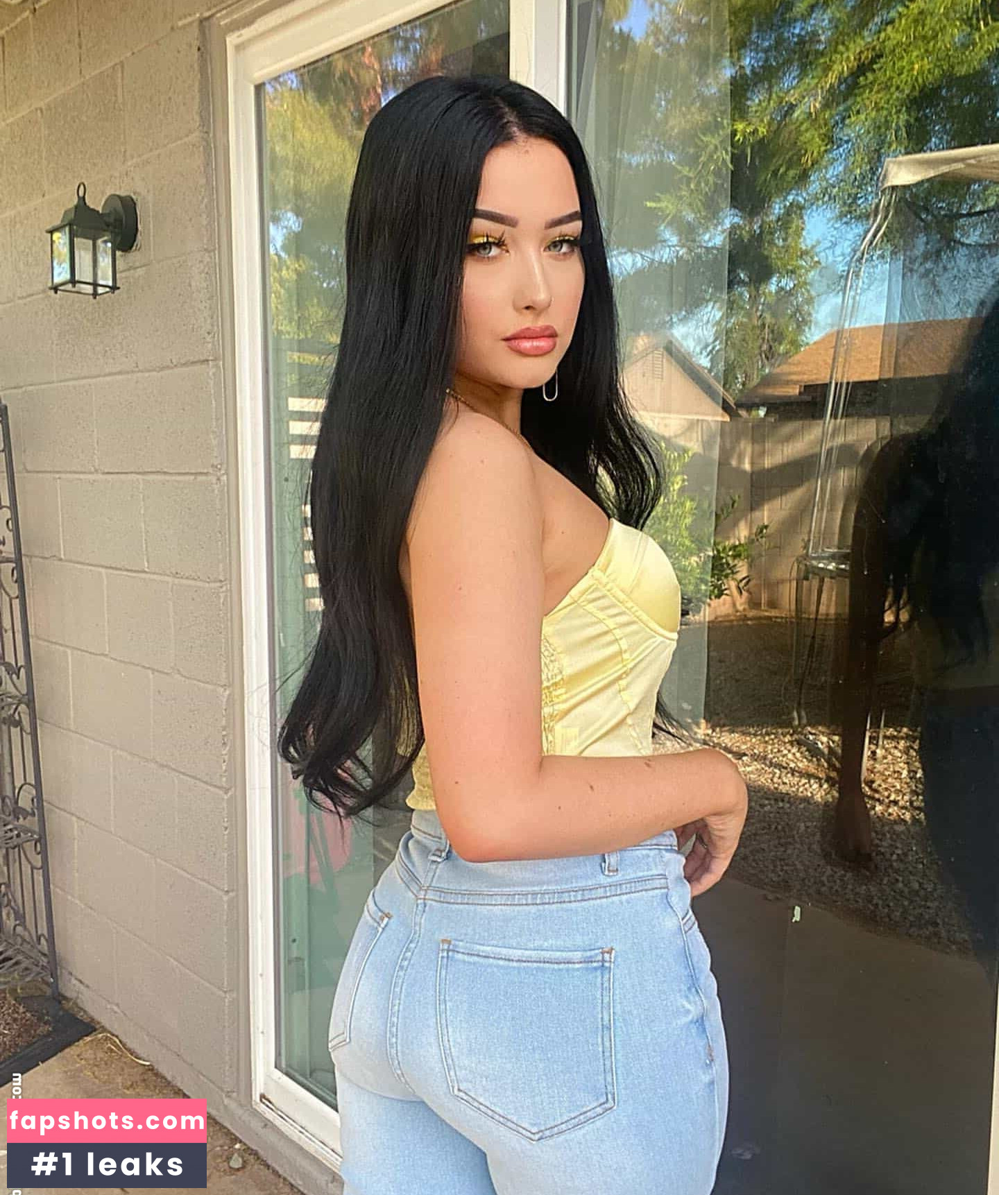 Baddie Madi gallery photo #10