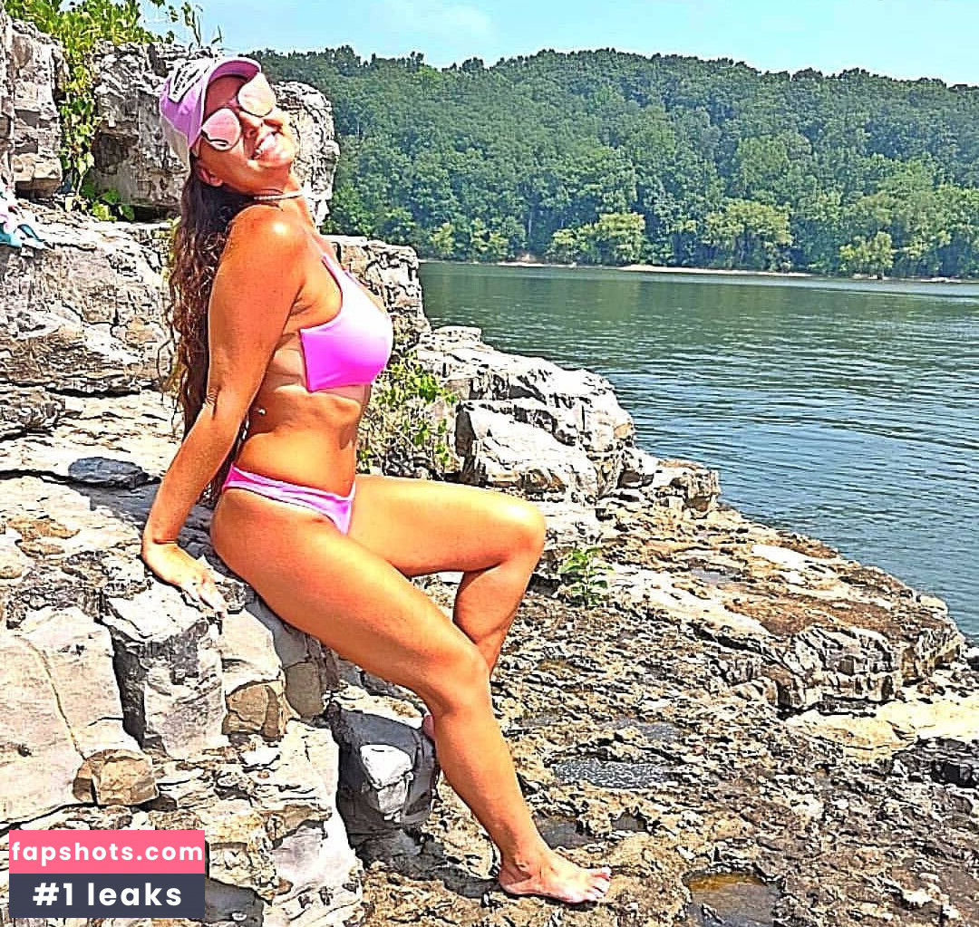 Baddie2thebone gallery photo #30