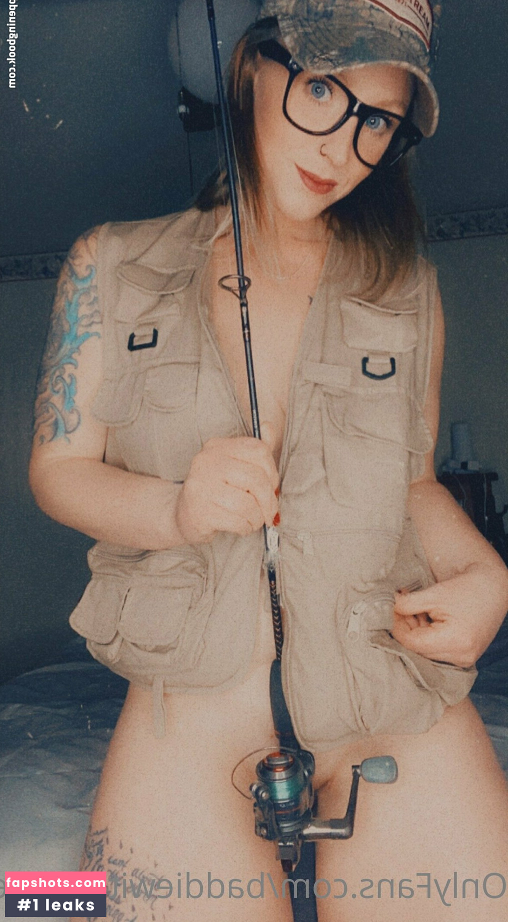 baddiewithanosering gallery photo #2