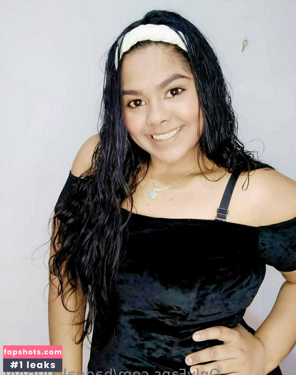 badgalcuurvyy Nude Leaks OnlyFans Photos #13 - LeakJerk