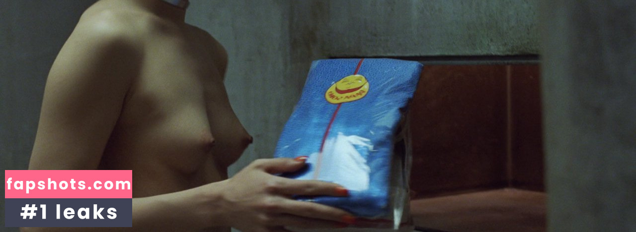 Bae Doona gallery photo #17