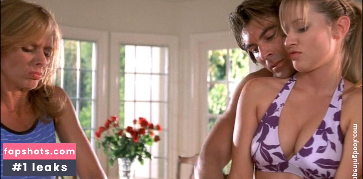 Baelyn Neff gallery photo #4