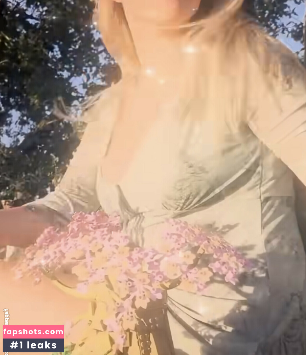 Baghera Jones gallery photo #4