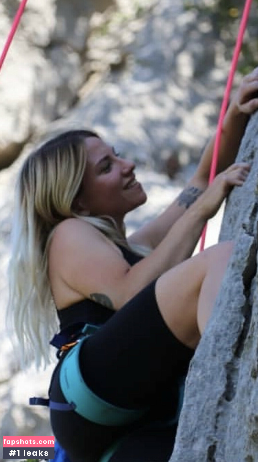 Baghera Jones gallery photo #7