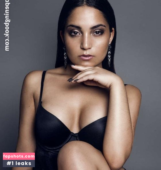 Bahar Kizil gallery photo #78