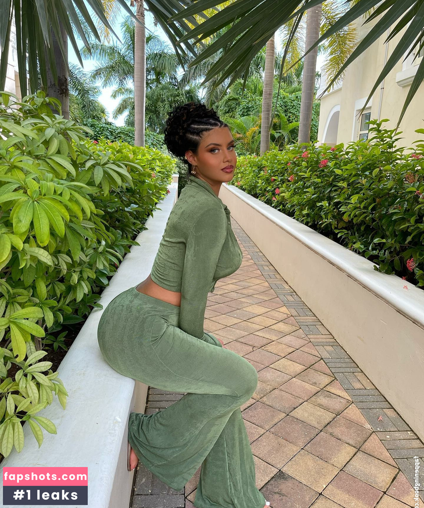 Baharbaby gallery photo #3