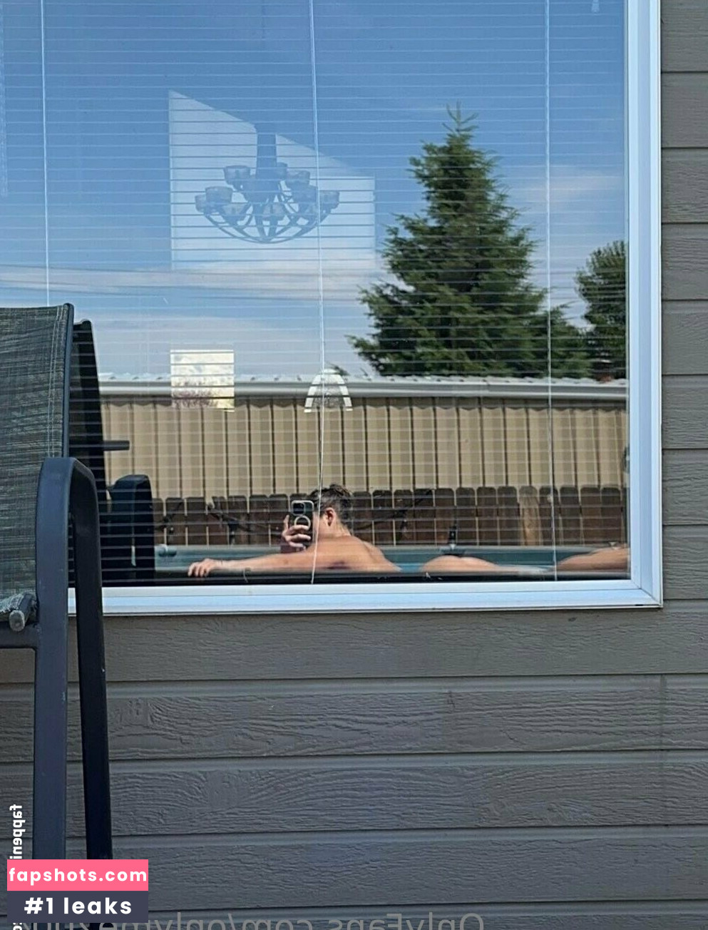 Bailee Goodell gallery photo #4