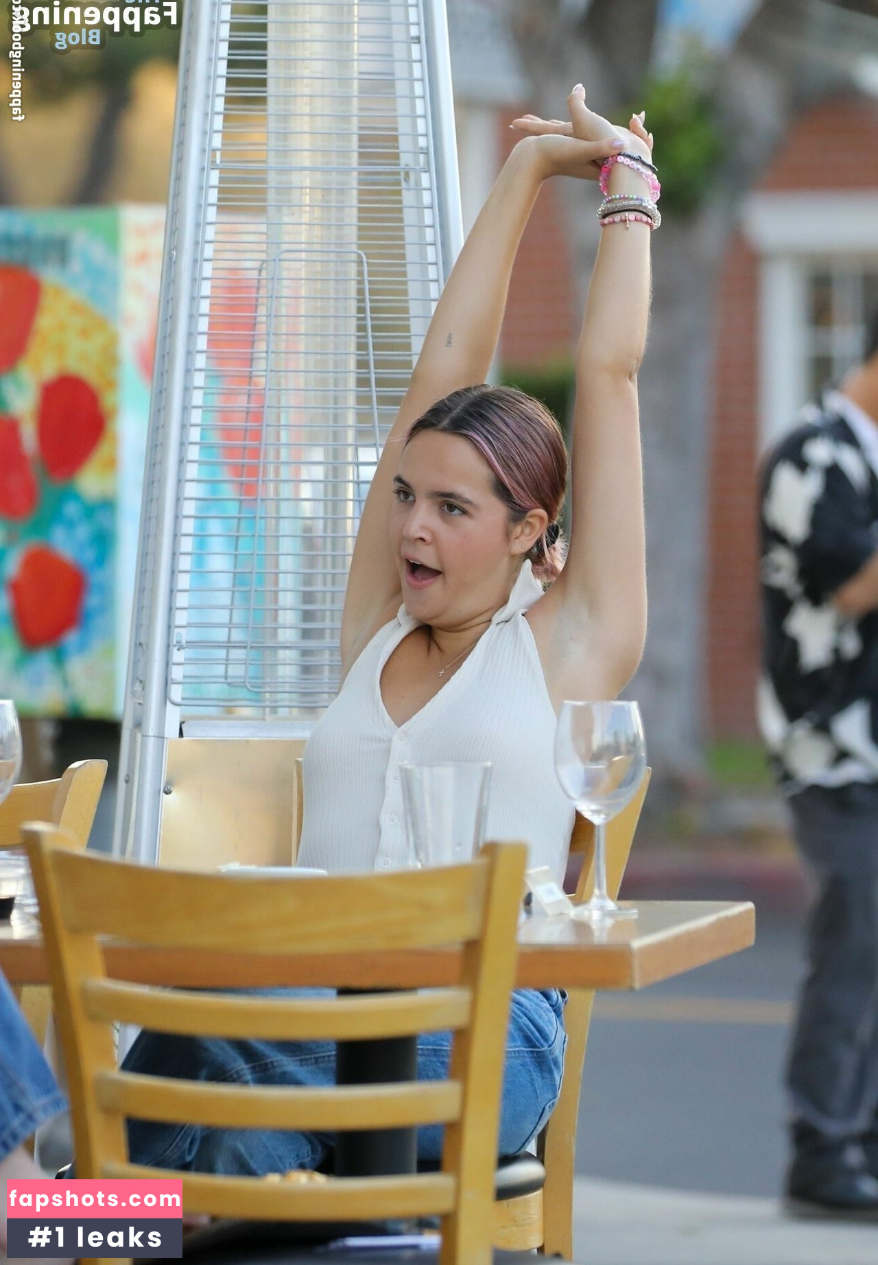 Bailee Madison gallery photo #145