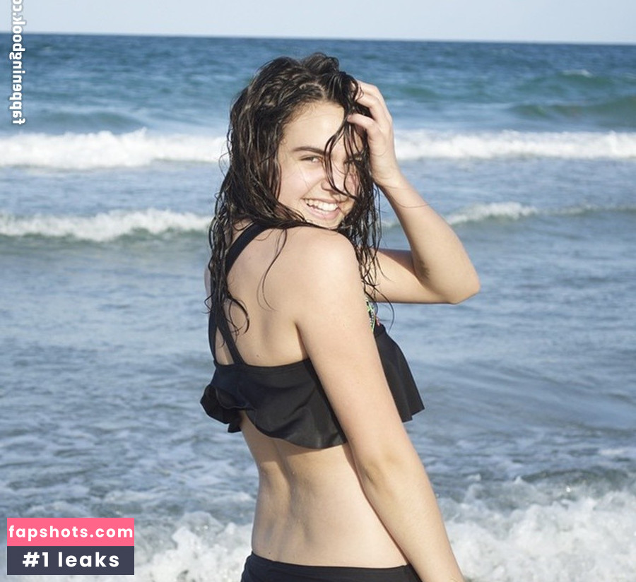 Bailee Madison gallery photo #178