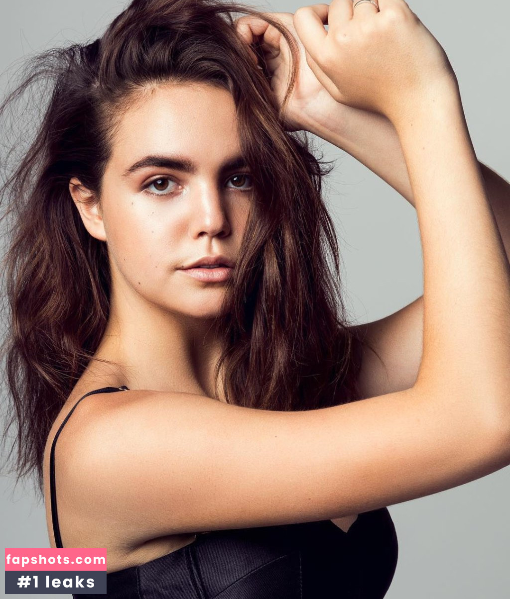 Bailee Madison gallery photo #203