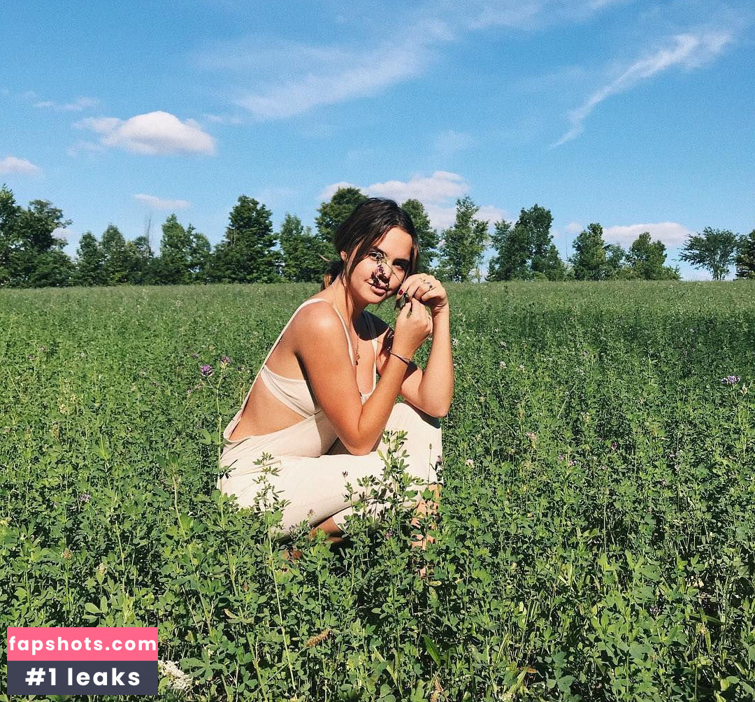 Bailee Madison gallery photo #210