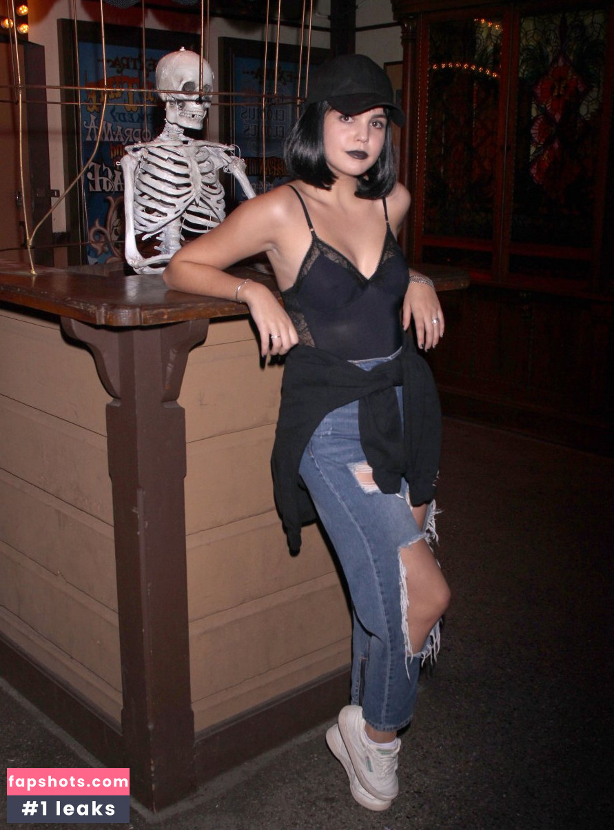 Bailee Madison gallery photo #212