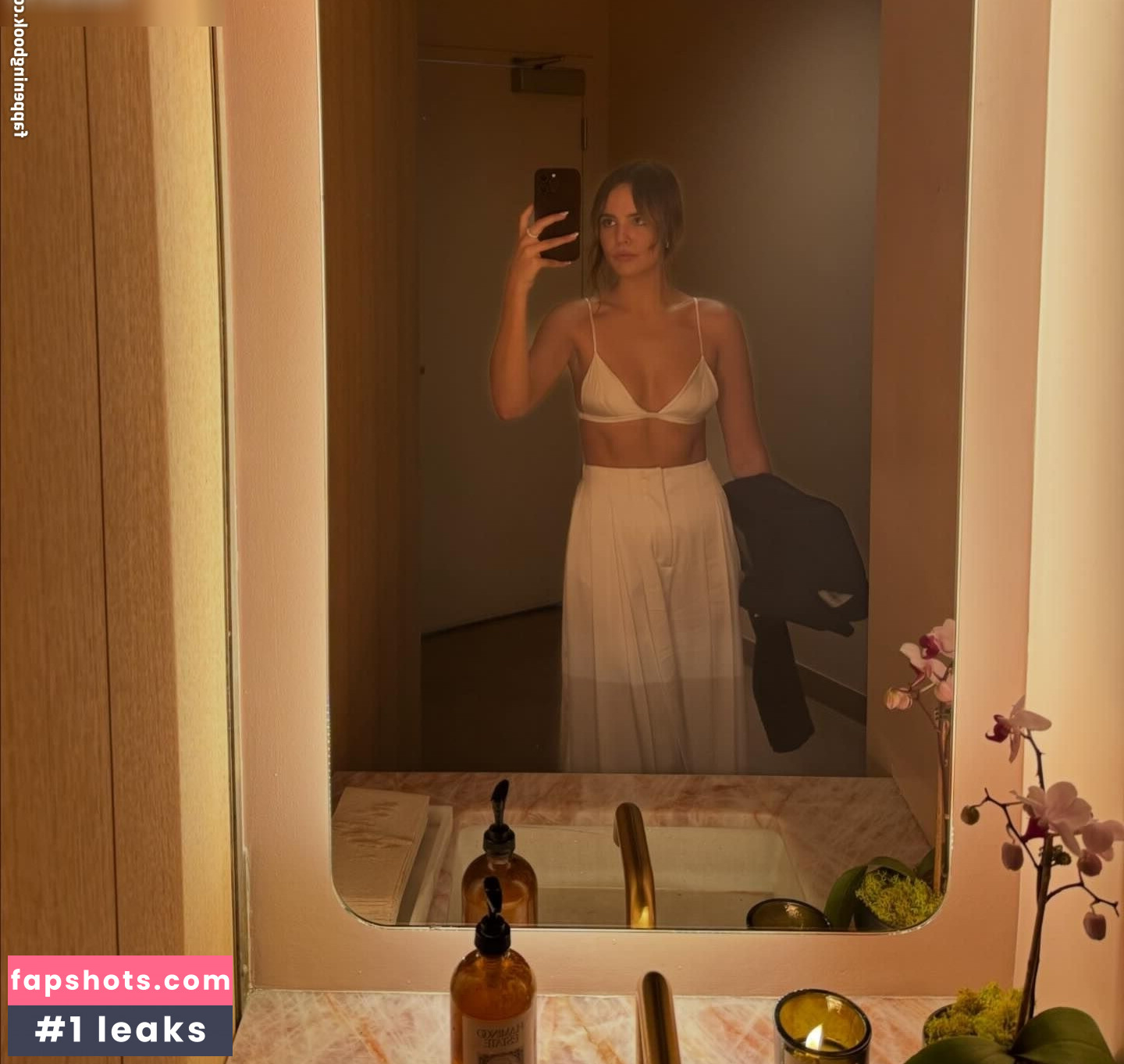 Bailee Madison gallery photo #49