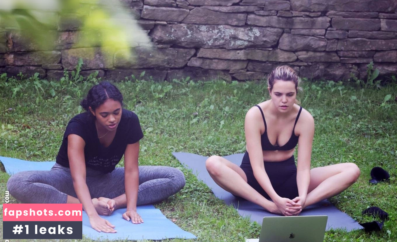 Bailee Madison gallery photo #66