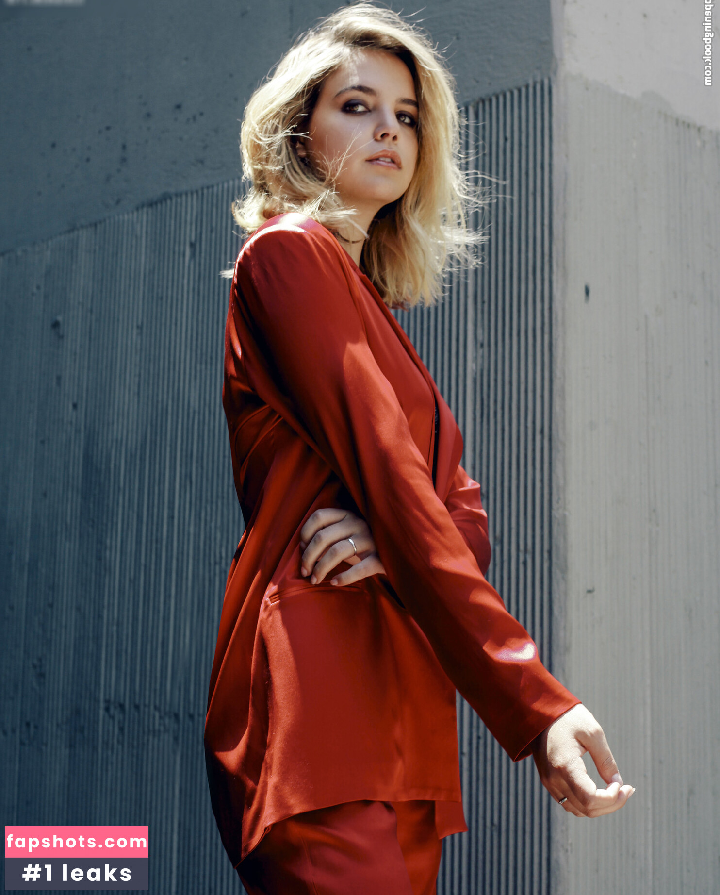 Bailee Madison gallery photo #88