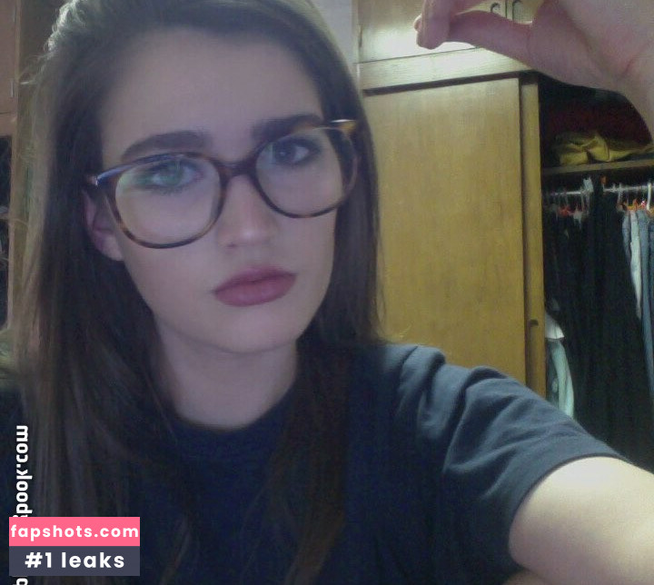 Bailey Moon gallery photo #52